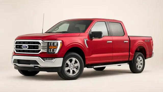 Ford F-150 XLT SuperCrew, 2022 — vista delantera de tres cuartos